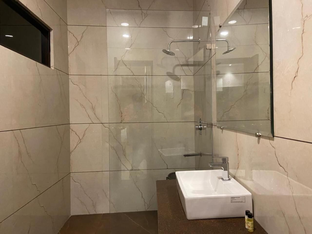 Shower, free toiletries, towels, soap