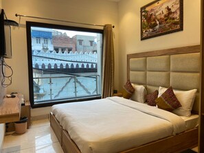 Premium bedding, memory foam beds, desk, laptop workspace -  Hotel Exotic Near Golden Temple (Amritsar)