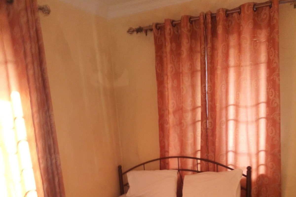 Standard Double Room | Langsir/tirai gelap terus, kalis bunyi, seterika/papan seterika