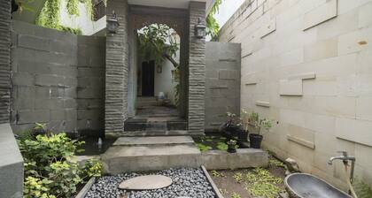 OYO 2438 D' Tamblingan Guesthouse