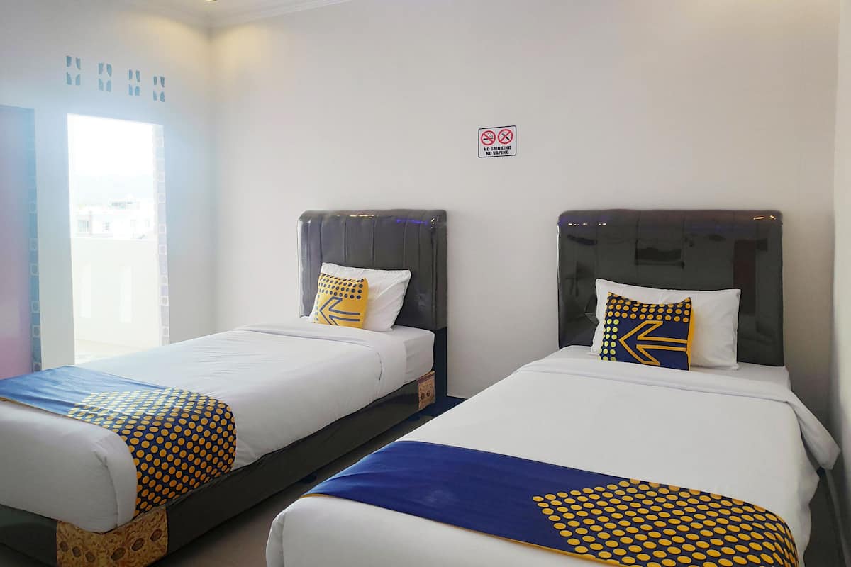 Kamar Twin Standar | Meja kerja dan Wi-Fi gratis