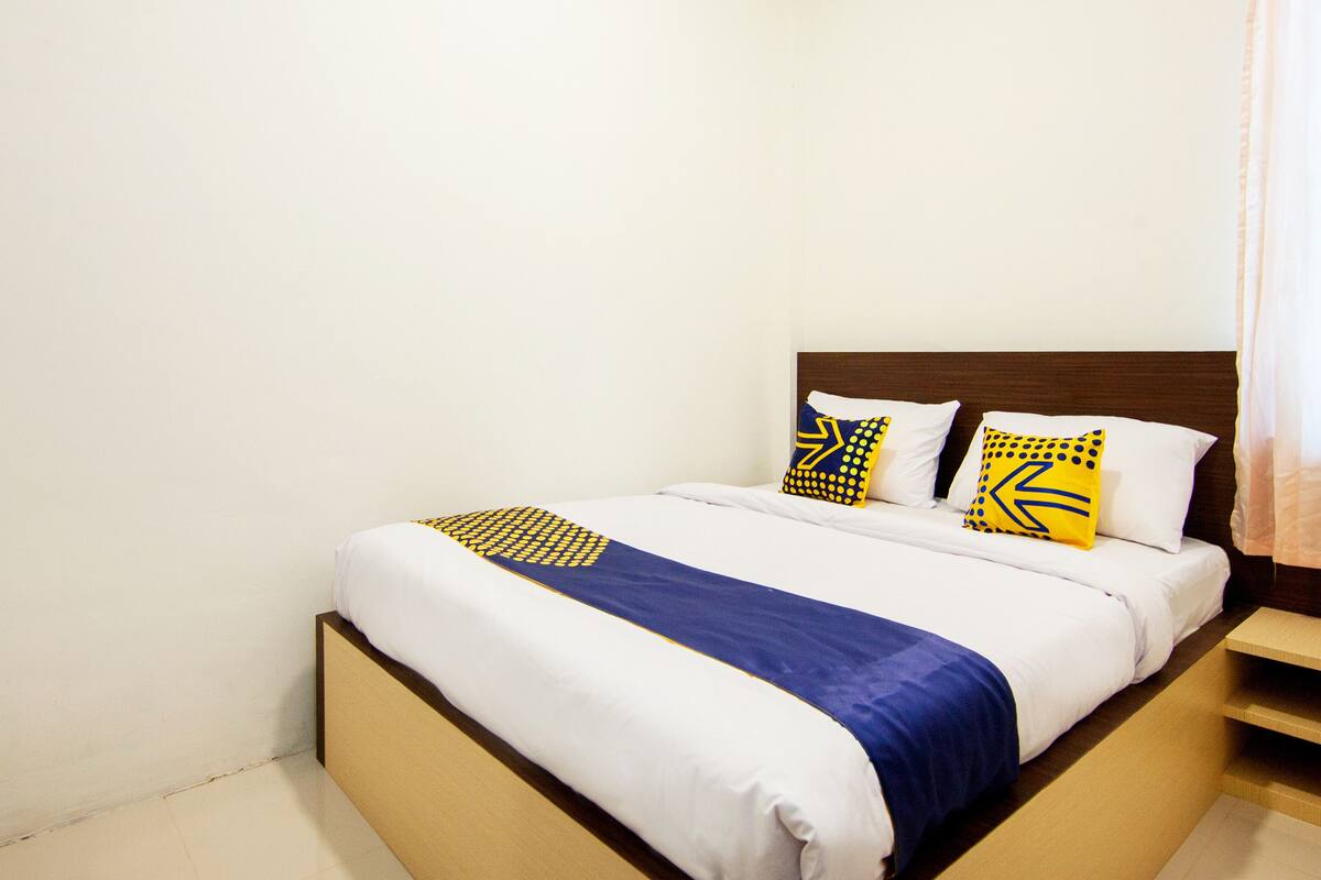 Kamar Double Standar | Meja kerja dan Wi-Fi gratis