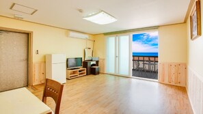 Dandelion | Salle de séjour | Téléviseur à écran plat