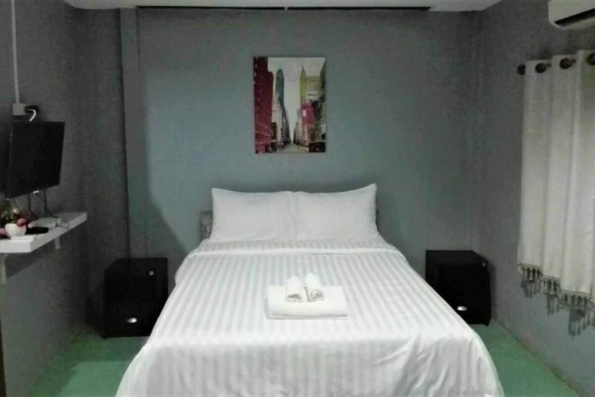 1 chambre, bureau, Wi-Fi gratuit, draps fournis