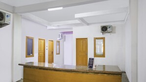Ảnh chưa phân loại, 3 trong số 27 ảnh, nút