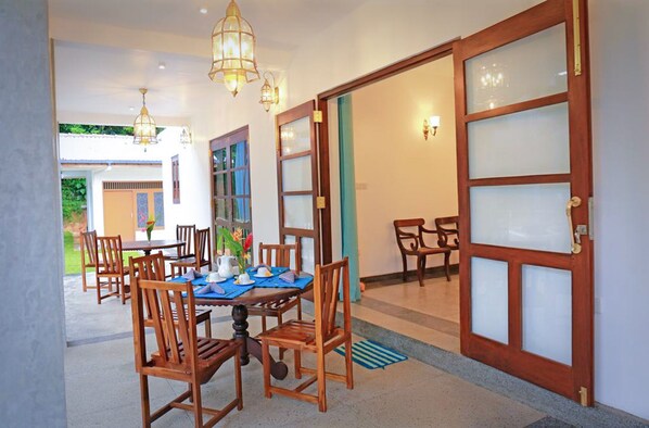 Restaurant - OYO 531 Green Residencies (Galle)