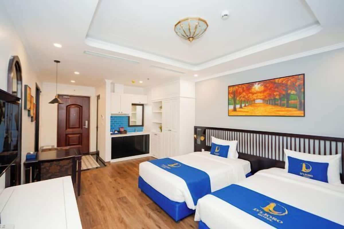 Premium bedding, memory foam beds, minibar, in-room safe