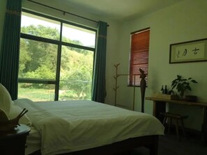 Chambre | Bureau, rideaux occultants, Wi-Fi gratuit