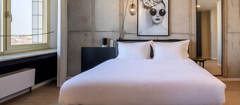 นูมา โคโลญ เอเรนเฟลด์