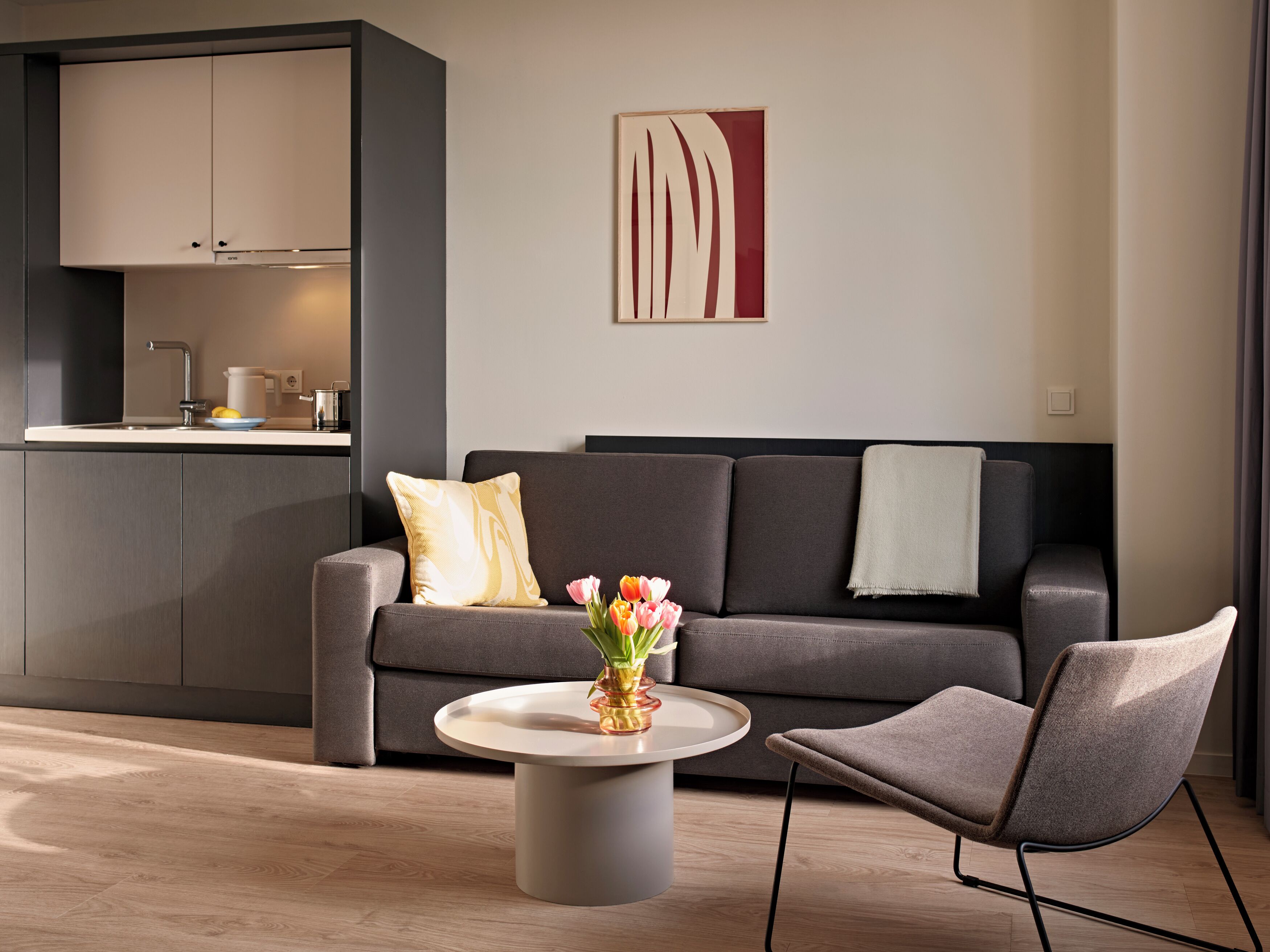 Extra Large Studio with Kitchen | Living area | 43-inch flat-screen TV with cable channels, TV