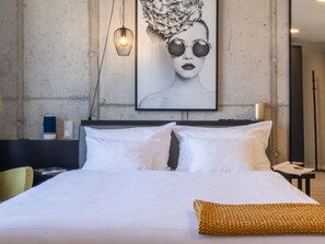 Premium bedding, in-room safe, laptop workspace, free WiFi