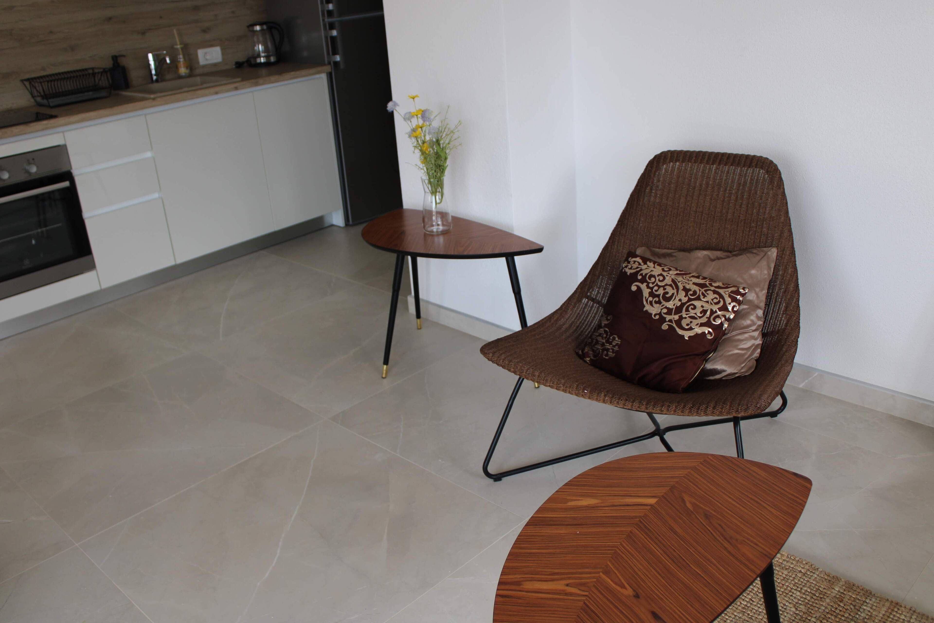 Appartement Confort, 2 chambres (B4) | Cuisine privée | Cafetière-théière, réfrigérateur grande capacité avec congélateur