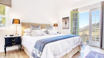Deluxe Double or Twin Room | Egyptian cotton sheets, premium bedding, down comforters, pillowtop beds