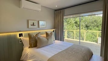 Premium bedding, down duvets, pillow-top beds, minibar