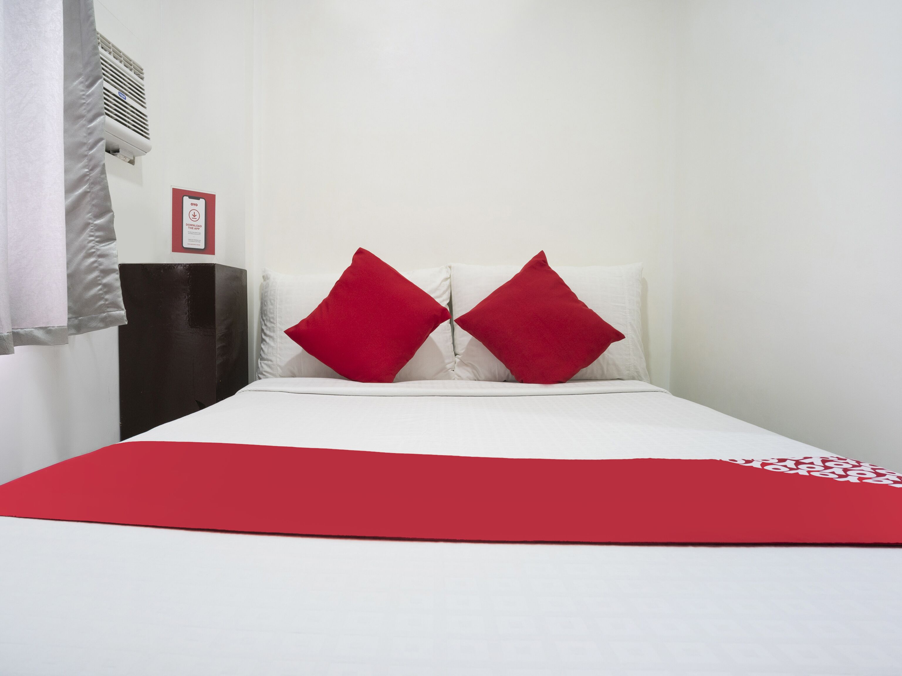 deluxe double room | free wifi, bed sheets