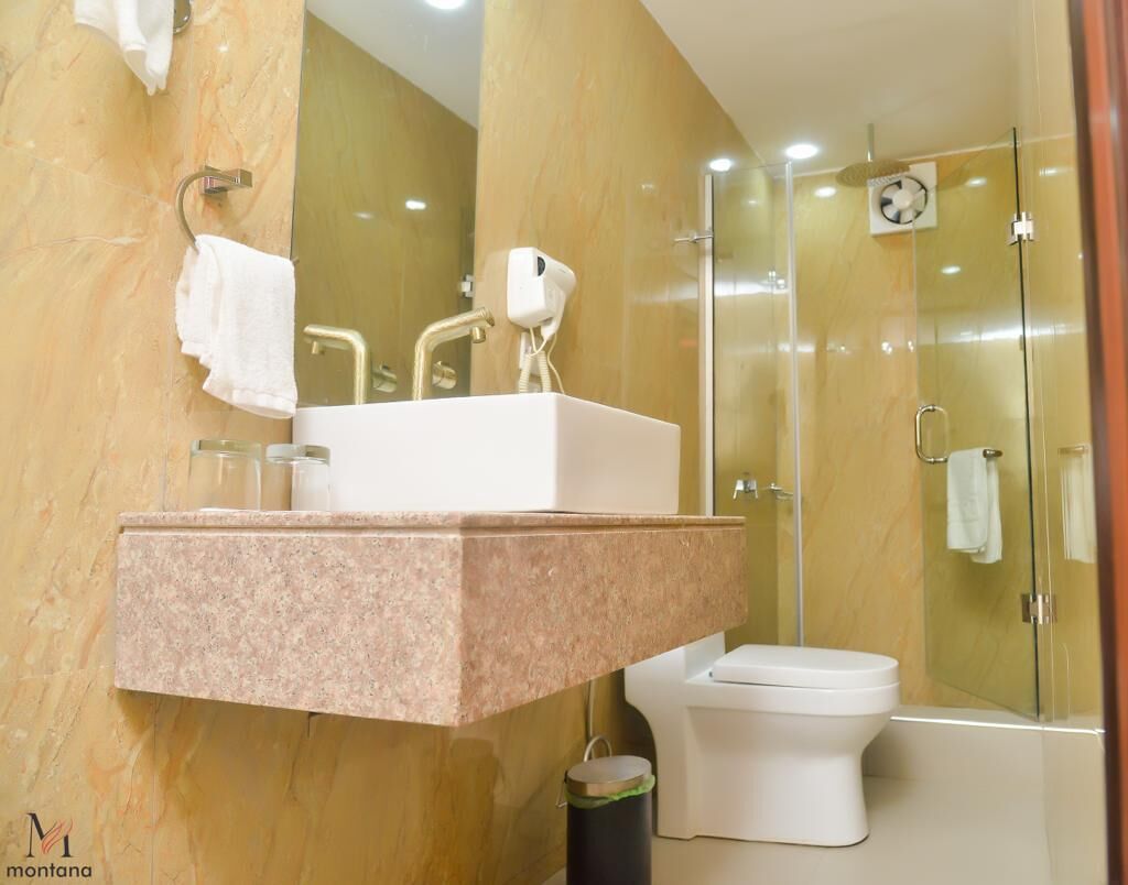 classic room | bathroom | shower, rainfall showerhead, free toiletries, hair dryer