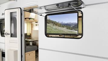 Mobile Home (Caravan) | Coin séjour