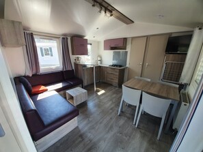 Mobile Home | Living area