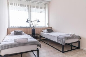 基本雙床房 | 隔音、熨斗/熨衣板、免費無線上網、床單