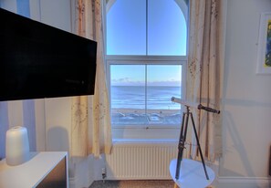 Living area - Seashell (Hastings)