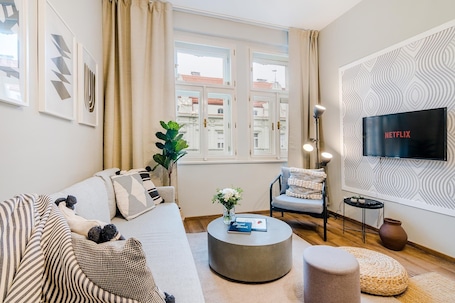 Smart TV 42 pulgadas con canales de televisión por cable, televisión