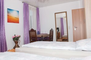 Double or Twin Room, Shared Bathroom