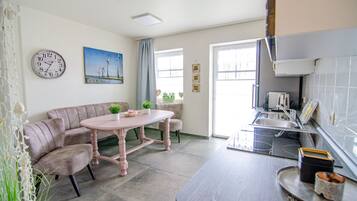 Apartment, Ground Floor | Private kitchen