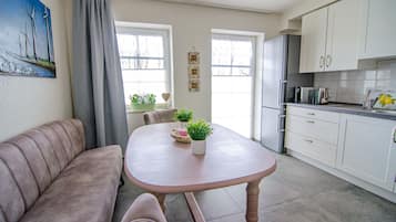Apartment, Ground Floor | Private kitchen