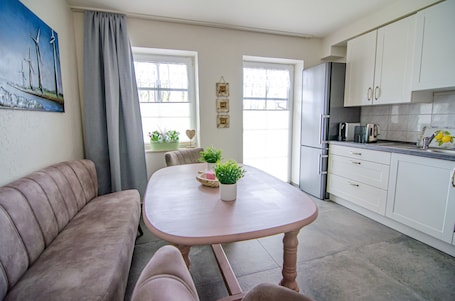 Apartment, Ground Floor | Private kitchen