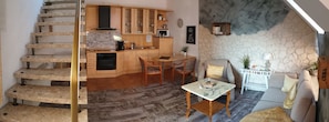 Duplex básico, 1 quarto, para não fumantes | Área de estar | TV de tela plana 80 cm com canais via satélite, TV
