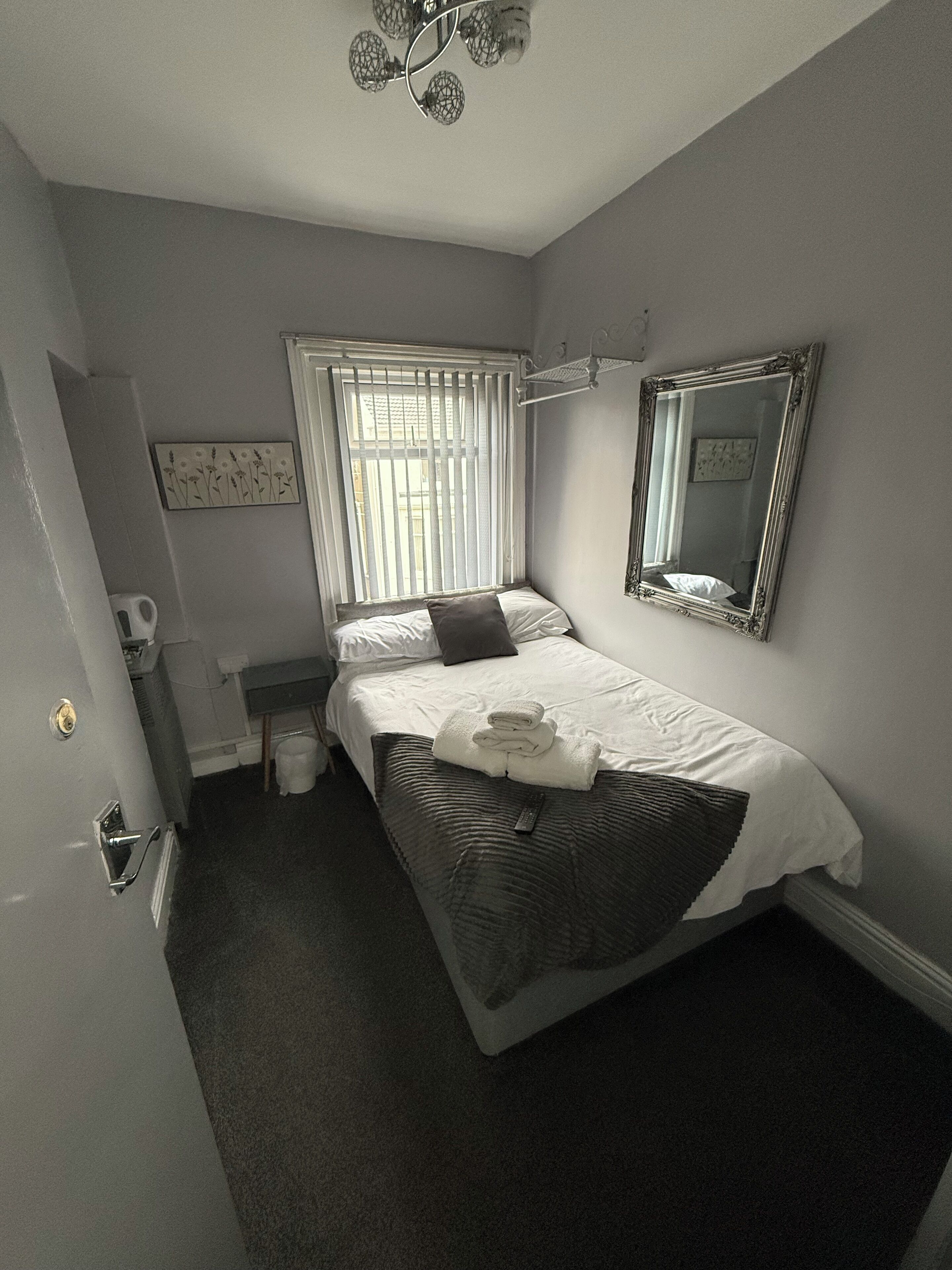 Quarto casal (Small) | Roupas de cama premium, individualmente decorados