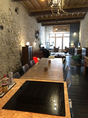 Flat-screen TV - Le 25bis (Saint-Martory)