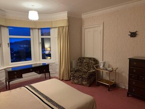 Standard Double Room, 1 King Bed, Sea View | Hypo-allergenic bedding, free WiFi - Dunrigh Guest House (Oban)
