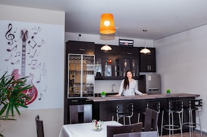 Bar (en el alojamiento)