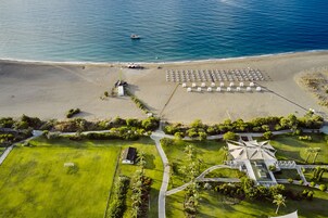 Privat strand och strandbarer