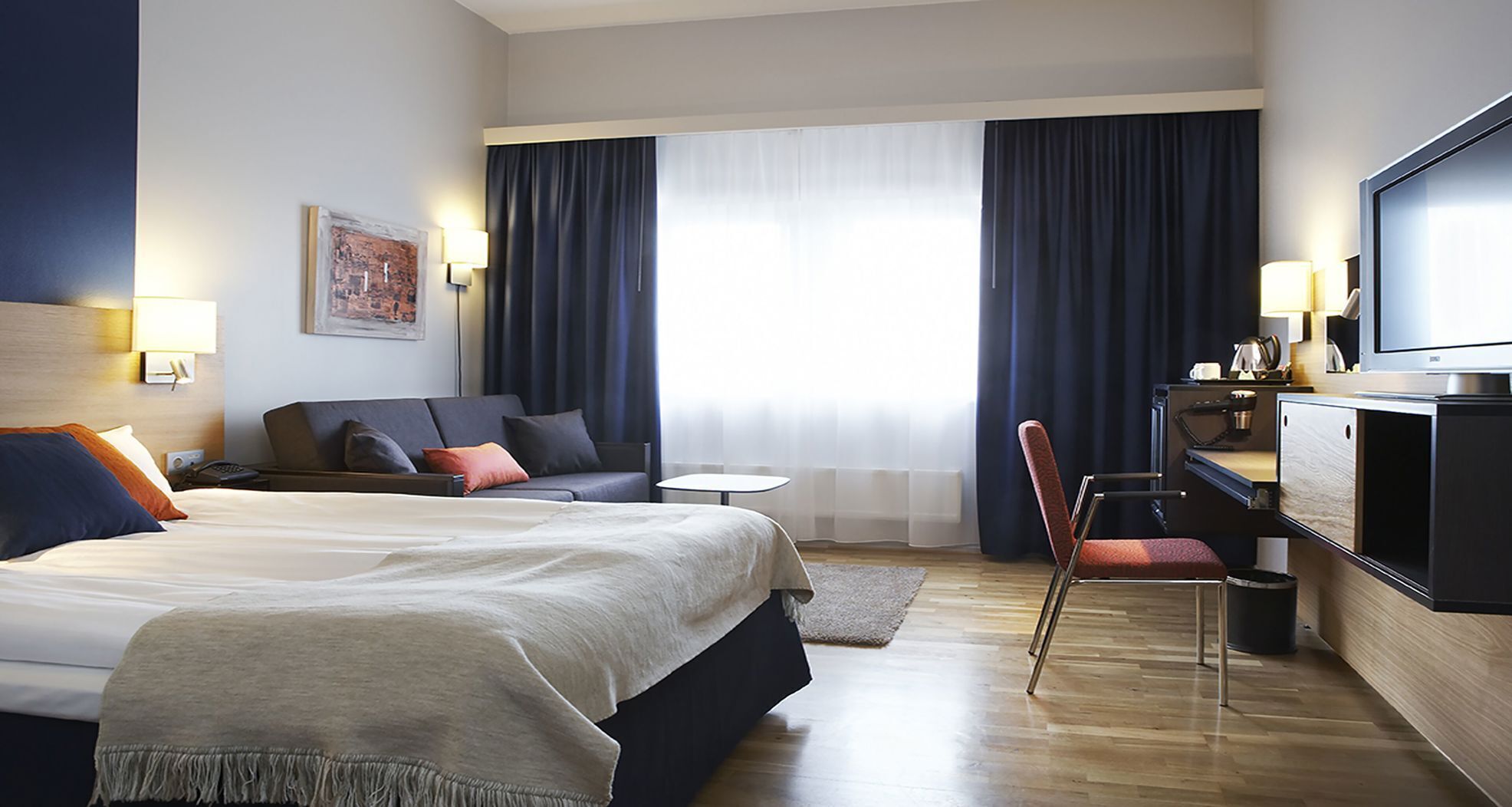 Coffres-forts dans les chambres, rideaux occultants
