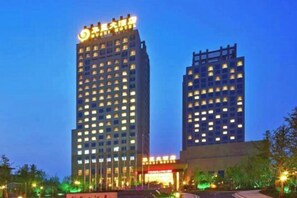 Exterior - Huaxi Hotel (Weihai)