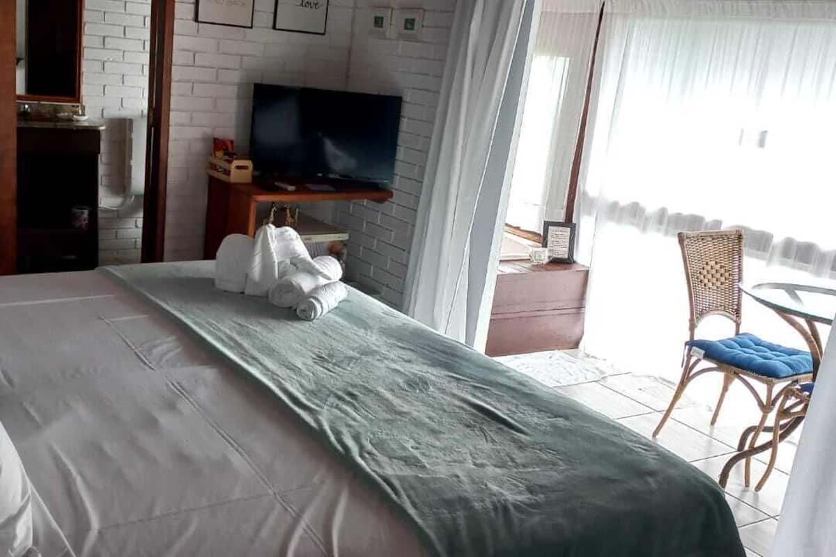 Triple Room | Bar mini, cadar katil