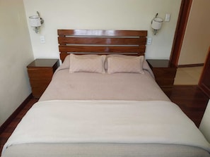 Standard Single Room, 1 Twin Bed, Private Bathroom | In-room safe, individually furnished, desk, laptop workspace - Hostal Bellavista Inn and Hostal Terrabella S.R.L. (La Paz)