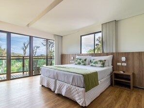 Kamar Deluks (Single ou Duplo) | Minibar, brankas, Wi-Fi gratis, dan seprai linen