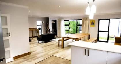 Explorer Backpackers