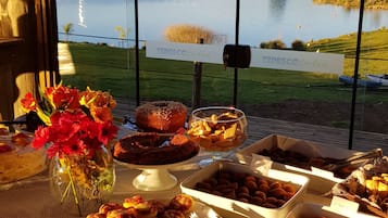 Desayuno buffet incluido todos los días