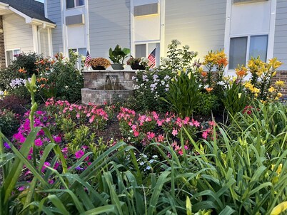 Garnett Hotel & RV Park