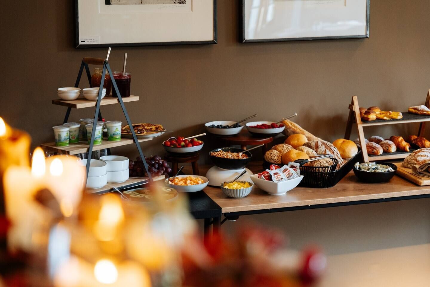 Tägliches Frühstücksbuffet (20 EUR pro Person)