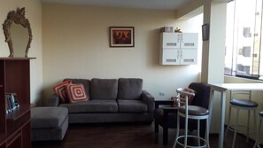 TV layar datar
