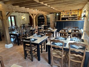Restaurant - 50 Route du Gourdon (Cénac-et-Saint-Julien)