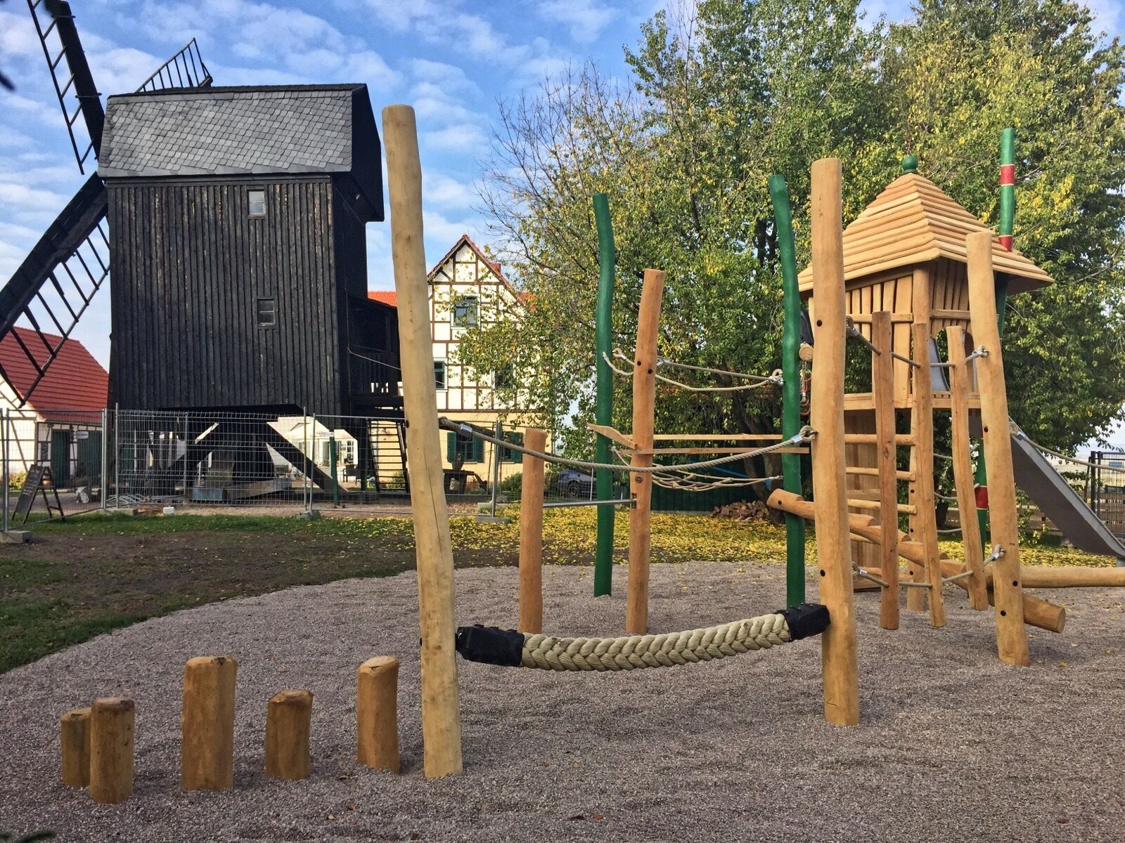 Children’s play area – outdoor