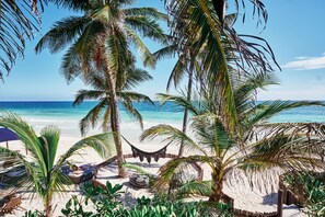 Exclusive Cabin, 1 King Bed, Terrace, Ocean View | Egyptian cotton sheets, premium bedding, down comforters, pillowtop beds - Libelula Tulum Beachfront Hotel (Tulum)