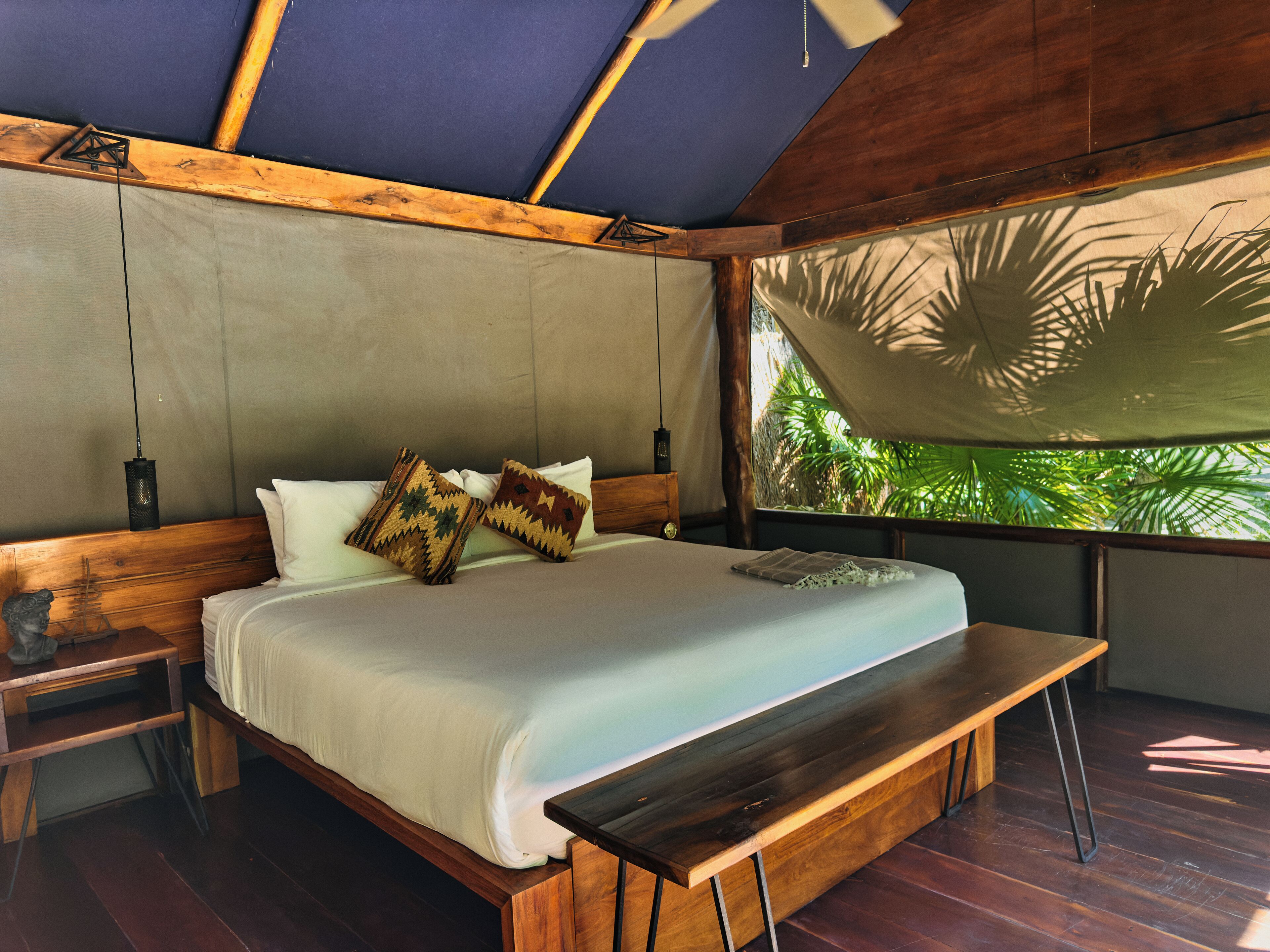 Design Cabin, 1 King Bed, Garden View, Beachfront