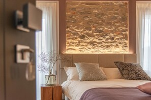 Bureau, chambres insonorisées, Wi-Fi gratuit